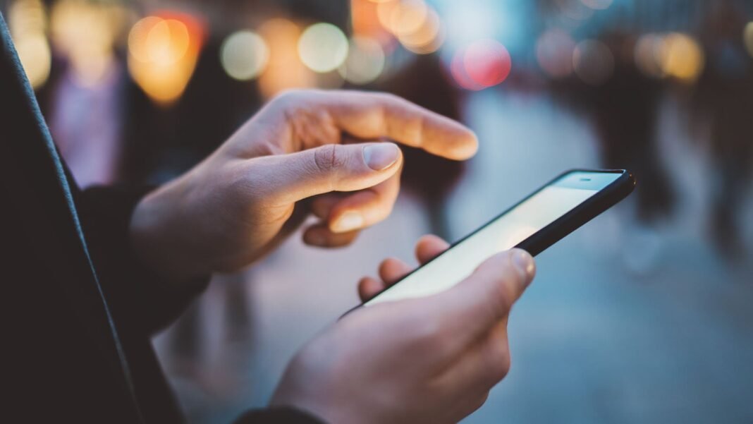 best_network_for_international_roaming_hero
