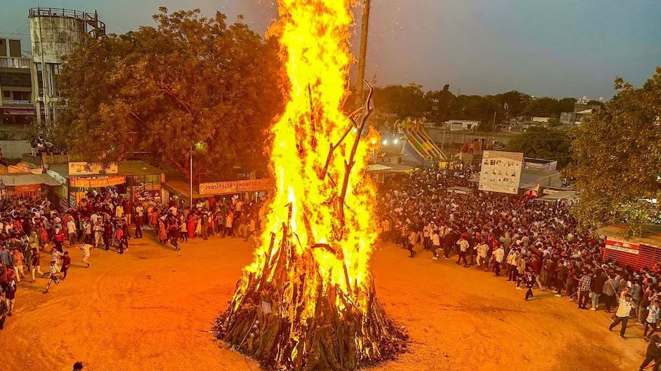 holi holika dahan होली होलिका दहन धुलंडी मुहूर्त