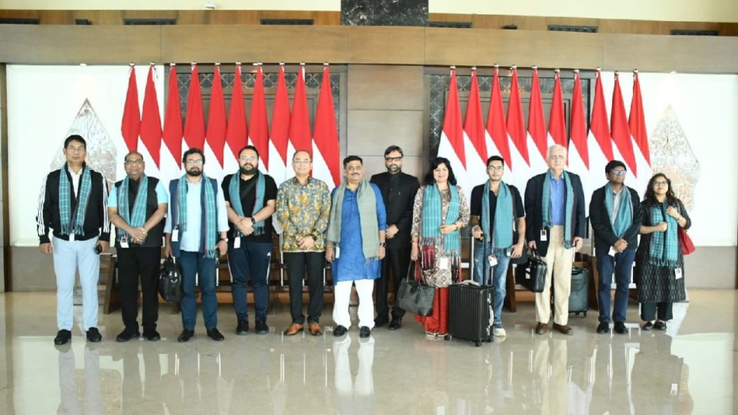Indian delegation welcomed in Indonesia: