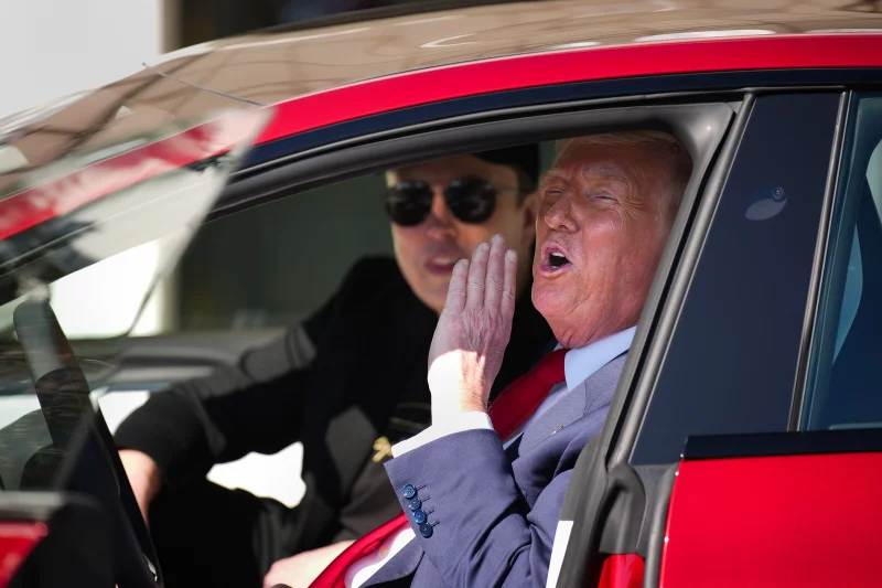 Elon Musk And Donald Trump: ब्रोमांस से ब्रेकअप तक: कैसे एलन मस्क और डोनाल्ड ट्रंप के रिश्ते में आई दरार 7 ll