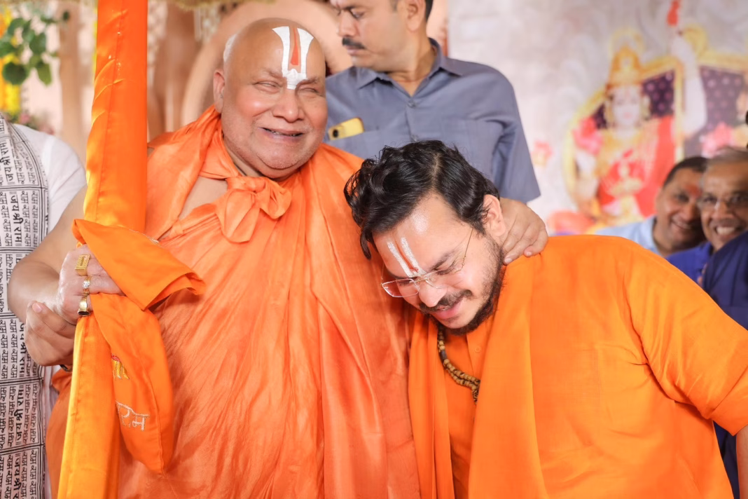 रामभद्राचार्य, पॉडकास्ट विवाद, शुभंकर इंटरव्यू, राममंदिर निर्माण, आदिशंकराचार्य पर सवाल, नीमकरौली बाबा, हनुमान चालीसा सुधार, तुलसीपीठ विवाद, जय मिश्रा दुष्कर्म आरोप, नाबालिग शोषण मामला, पॉक्सो केस, मिर्जापुर पुलिस, चित्रकूट तुलसीपीठ, संत समाज विवाद, रामभद्राचार्य सफाई, तुलसीपीठ बदनाम साजिश