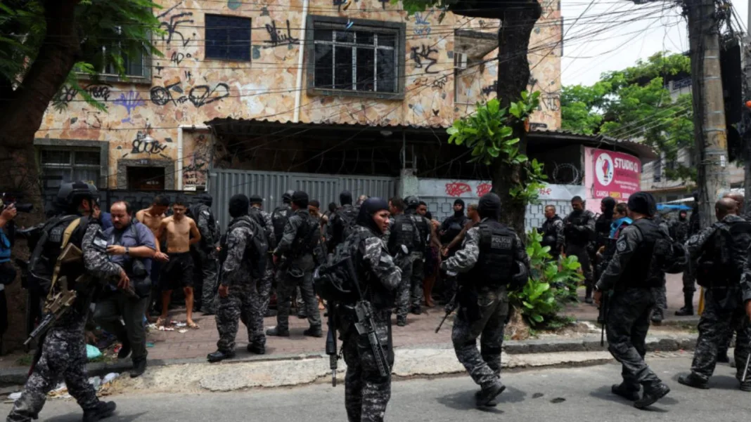 brazil-mei-police-operation-oct-2025.jpg ब्राजील में इतिहास का सबसे बड़ा पुलिस ऑपरेशन