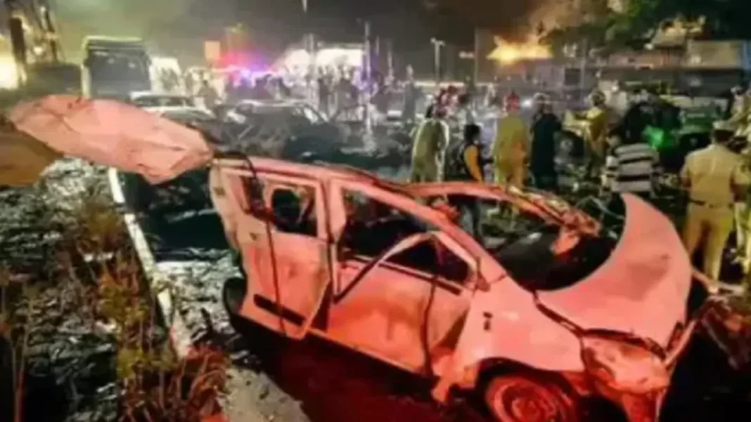 Red-Fort-Card-Blast-know-The-whole-Timeline