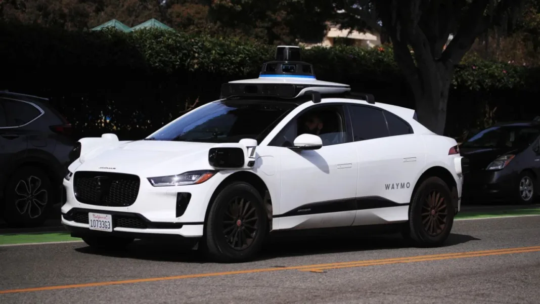 Waymo taxi December 2025.jpg