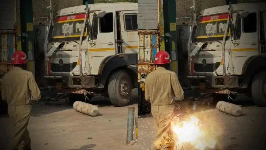 Delhi CNG truck blast