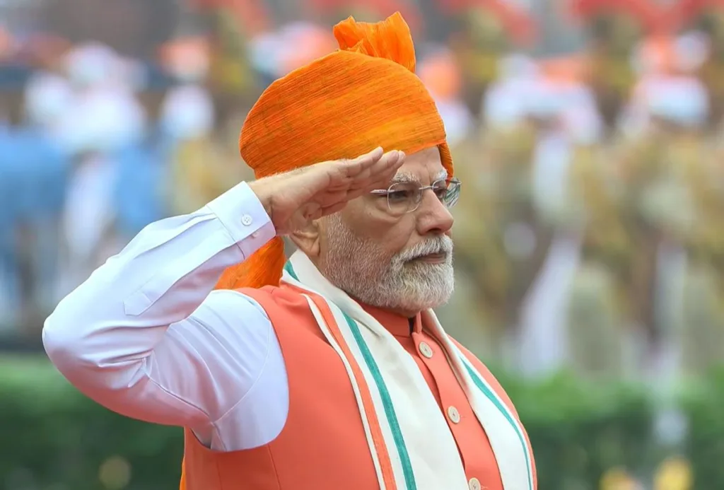 Narendra Modi Independence Day: 2014 से 2026 तक PM मोदी की पगड़ी, हर साल बदला रंग, अंदाज और परंपरा 2 image 1