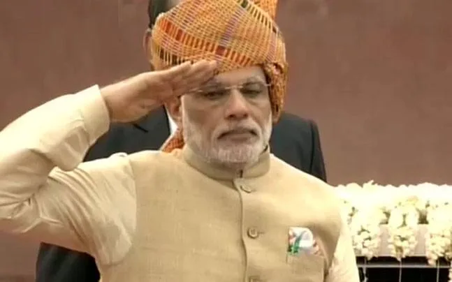 Narendra Modi Independence Day: 2014 से 2026 तक PM मोदी की पगड़ी, हर साल बदला रंग, अंदाज और परंपरा 12 image 12